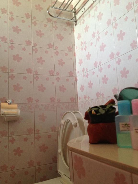 Chok-Wasana Guest House Мае Сарианг Номер фото